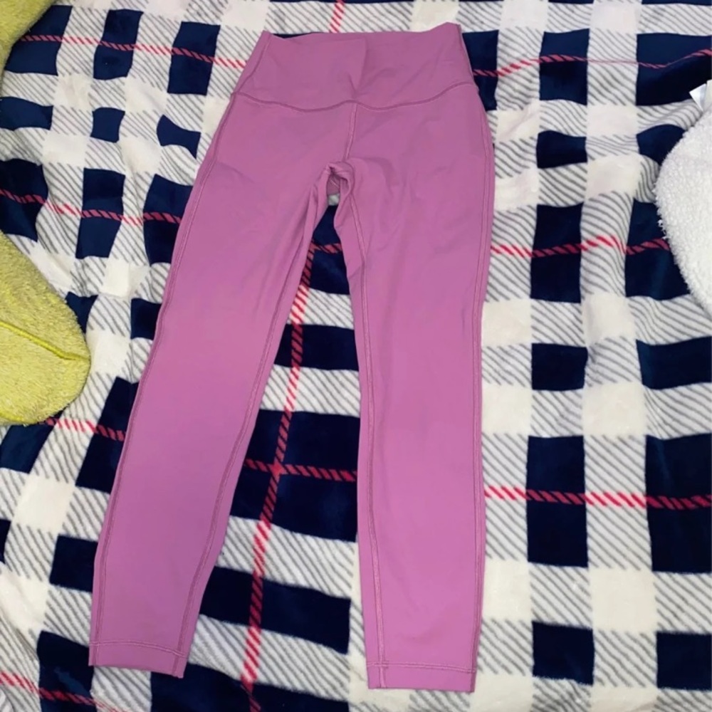Brand New Lululemon Leggings size 6 make offers!